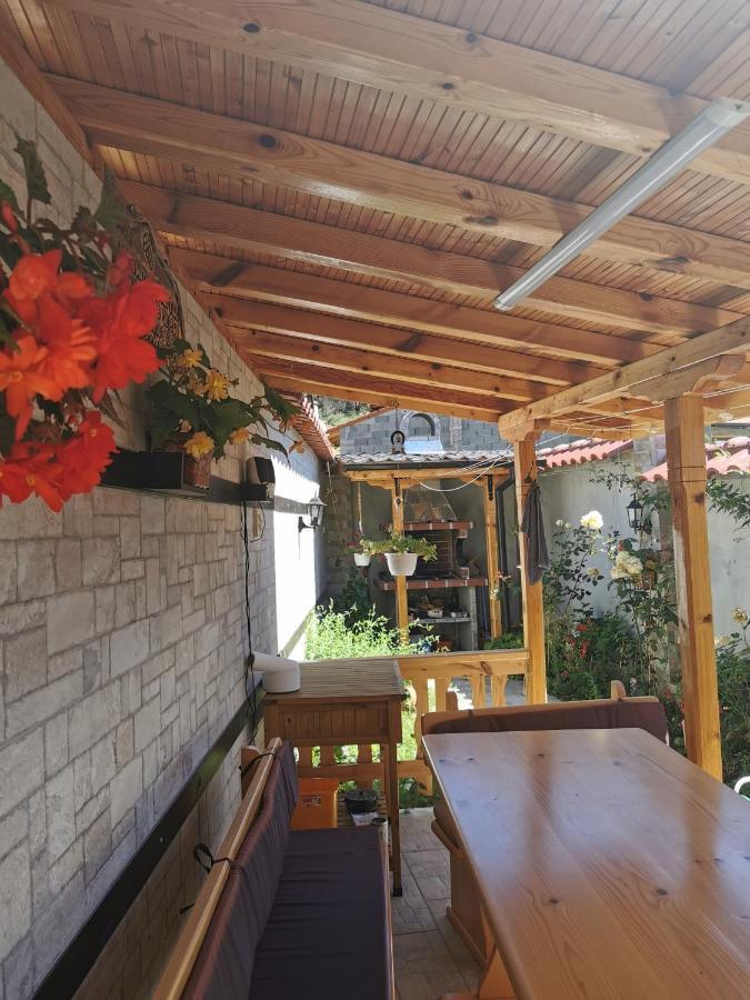 Rose Valley Guest House Kazanluk Bagian luar foto