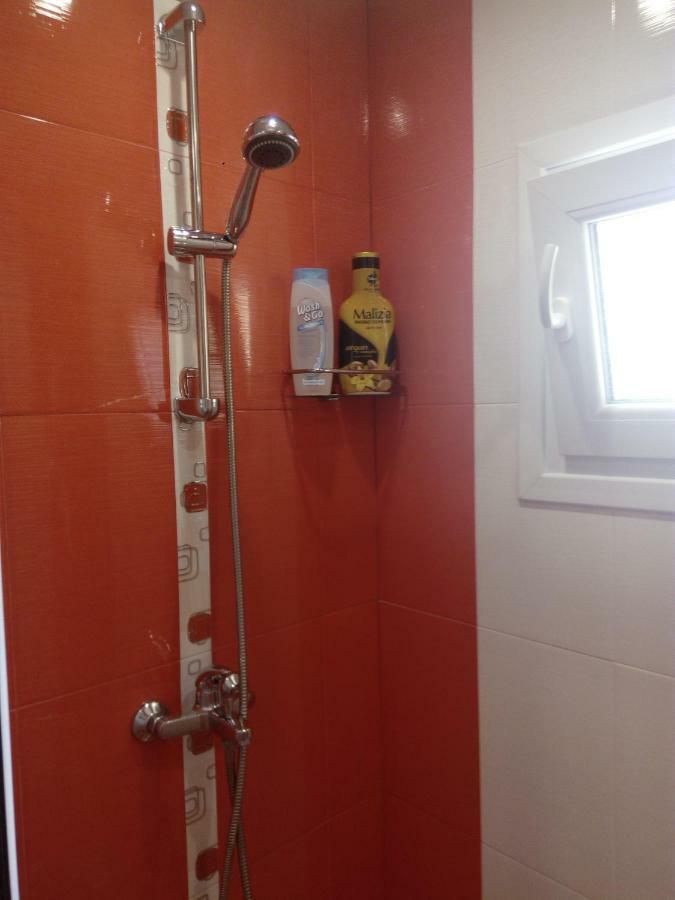 Rose Valley Guest House Kazanluk Bagian luar foto